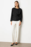 Ekol Kadın Önü Büzgülü Sıfır Yaka Bluz 3011 Siyah