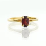 Garnet Oval Tektaş Yüzük