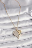 316L Çelik Gold Renk Zincir Zirkon Taşlı Kırık Kalp Model Kadın Kolye
