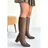 Roksa Acı Kahvei Cilt Topuklu Çizme - Lisinya
