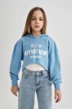 DeFacto Kız Çocuk Oversize Fit Baskılı Kapüşonlu Crop Sweatshirt C0483A824SPBE281