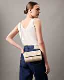 Calvin Klein Quilt Chain Mini Çapraz Askılı Çanta