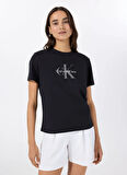 Calvin Klein Jeans Bisiklet Yaka Düz Siyah Kadın T-Shirt LV047B864GUB1