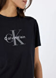 Calvin Klein Jeans Bisiklet Yaka Düz Siyah Kadın T-Shirt LV047B864GUB1