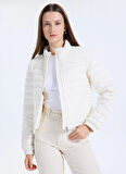 Calvin Klein Standart Beyaz Kadın Ceket LV044C513GYAS