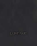 Calvin Klein Elevated Pu Flatpack Çapraz Askılı Çanta