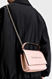 Calvin Klein Kadın Çanta K60K611866 TFT