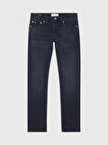 Erkek Marka Logolu Rahat Streç Denim Alçak Belli İnce Bacaklı  Beş Cepli Günlük Rahat Kullanıma Uygun Siyah Denim Jeans J30J324851-1BY
