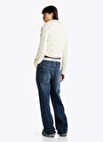 Tommy Jeans Fermuarlı Yaka Normal Beyaz Kazak Kadın DW0DW20269YBH