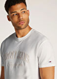 Tommy Jeans Bisiklet Yaka Ekru Erkek T-Shirt DM0DM20356YBL TJM REG VNTAGE VRSITY