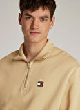 Tommy Jeans Fermuarlı Yaka Bej Erkek Sweatshırt DM0DM20641ACT TJM RLX BADGE 1/4 ZIP