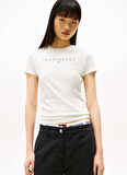 Tommy Jeans Bisiklet Yaka Beyaz Kadın T-Shirt DW0DW18398YBH