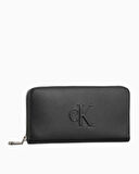 Calvin Klein Sculpted Deboss Fermuarlı Kadın Cüzdan