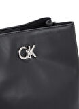 Calvin Klein Siyah Kadın Omuz Çantası K60K612803