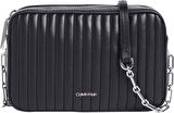 CALVIN KLEIN MINI LINE QUILT CAMERA BAG Omuz Çantası
