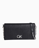 Calvin Klein Mini Chain Çapraz Askılı Çanta