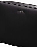 Calvin Klein Must Small Logolu Çapraz Askılı Çanta