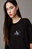 Calvin Klein Jeans Kadın Logo Baskılı Siyah T-shirt