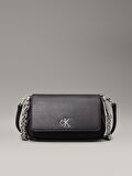 CALVIN KLEIN MINIMAL MONOGRAM SHOULDER BAG20 Omuz Çantası