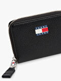 Tommy Jeans TJW MUST SMALL ZA Kadın Siyah Cüzdan AW0AW17642BDS