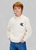 Calvin Klein Nakışlı Erkek Çocuk Ekru Sweatshırt IB0IB02574PGB