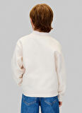Calvin Klein Nakışlı Erkek Çocuk Ekru Sweatshırt IB0IB02574PGB