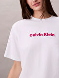 Calvin Klein Jeans Kısa Kollu 2 Renkli 3D Nakışlı Logolu Kadın T-shirt LV047D205G-YAA