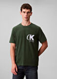 Calvin Klein Bisiklet Yaka Yeşil Erkek T-Shirt LV04RD823GLLG_SS 20S EU CK OVERLAP