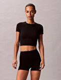 CALVIN KLEIN Kadın Marka Logolu Pamuklu Bisiklet Yakalı Dar Kesimli Crop Günlük Kullanıma Uygun Siyah T-Shirt LV00QS7546 UB1