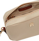 Tommy Hilfiger Kadın Çapraz Çanta AW0AW17704RBT