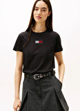 Tommy Jeans Yuvarlak Yaka İşlemeli Siyah Kadın T-Shirt DW0DW21965BDS