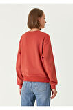 Kırmızı El Yazılı Nakışlı Sweatshirt