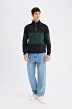DeFacto Comfort Regular Fit Rahat Kalıp Dik Yaka Fermuarlı Çizgili Kalın Sweatshirt D2401AX24AUBK34