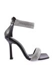 Dgn 8044-23Y Kadin Silver Taşli Bilekten Bağli Topuklu Sandalet