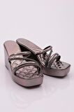Dgn 830 Kadin Dolgu Taban Silver Taşli Terlik