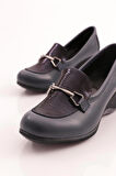 Dgn 2352 Kadin Metal Aksesuarli Comfort Ayakkabi