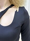 ZİNCİR DETAYLI CROP BLUZ