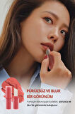 Yumuşak Dokulu, Hafif Mat Görünüm Sunan Ruj Clio Chiffon Mood Lip (04 Ever Coral)