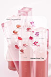 Doğal Tonlarda, Uzun Süre Kalıcı, Işıltılı Tint Peripera Water Bare Tint (02 Universal Coral)