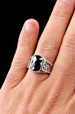 925 Ayar Gümüş Kalem İşlemeli Motif Zirkon Taşlı Erkek Yüzük Silver