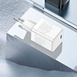 Baseus Type-C 30 Watt Hızlı Şarj Aleti Beyaz
