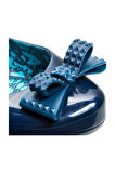 Mel By Melissa  Pop Bow 32132 Lacivert PVC Babet Kurdele Dataylı Kadın Ayakkabı 