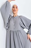 Gri C Yaka Yarım Patlı T Kol Elbise