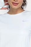 Nike Dri-Fit Miller Running Standart Kesim Beyaz Kadın Spor Tişört 