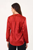 Kadın Hafif Dökümlü Kırmızı Saten Gömlek