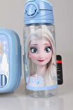 DEKOMUS LİSANSLI "MAVİ KARLAR ÜLKESİ ELSA FROZEN KOLEKSİYONU "BESLENME KABI VE 500 ML TRITAN MATARA OKUL/KIRTASİYE SETİ