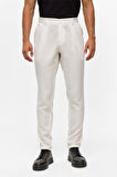 Beyaz Slim Armürlü Jogger Pantolon