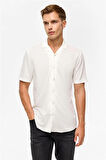 Beyaz Slim Desenli Apaş Yaka Gömlek