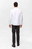 Beyaz Slim Baskılı Düğmeli Yaka Gömlek