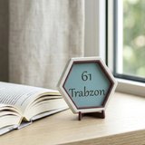 61 Trabzon Temalı Minimalist Dekoratif Obje, Estetik Şehir Hatırası ve Değerli Anı Hediyesi 10x10 cm